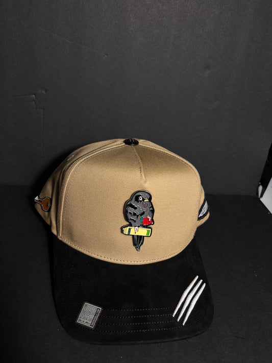 Cacky parrot cap “secret pocket”